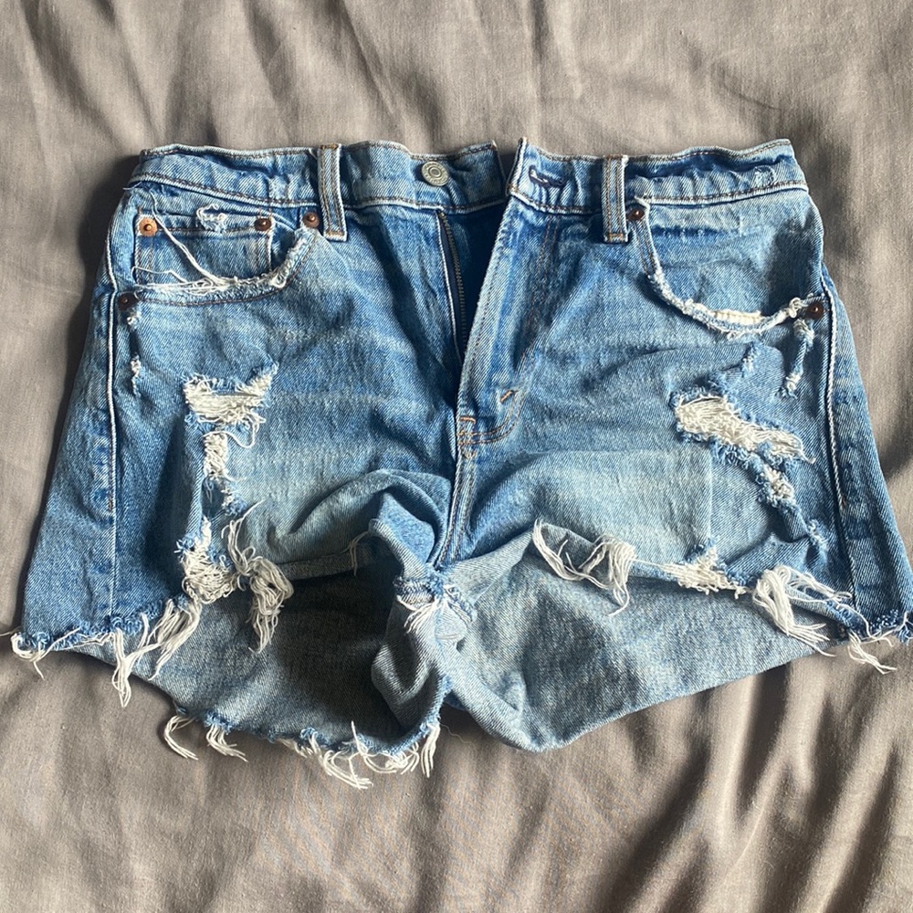 Abercrombie and Fitch The Mom Short - Mid rise (Curve Love)